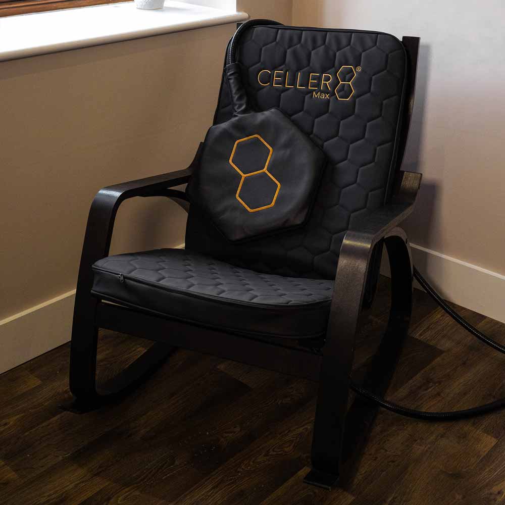 CELLER8 Max Chair with Large Loop Applicator