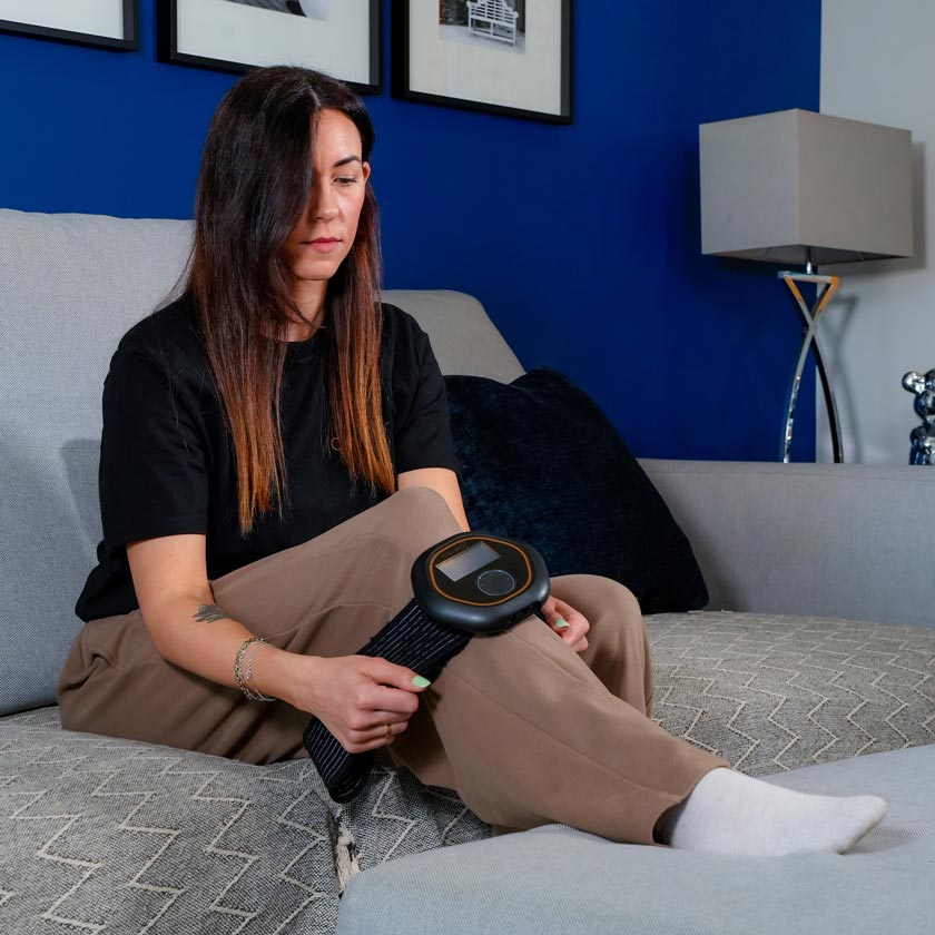 Women applying CELLER8 to leg