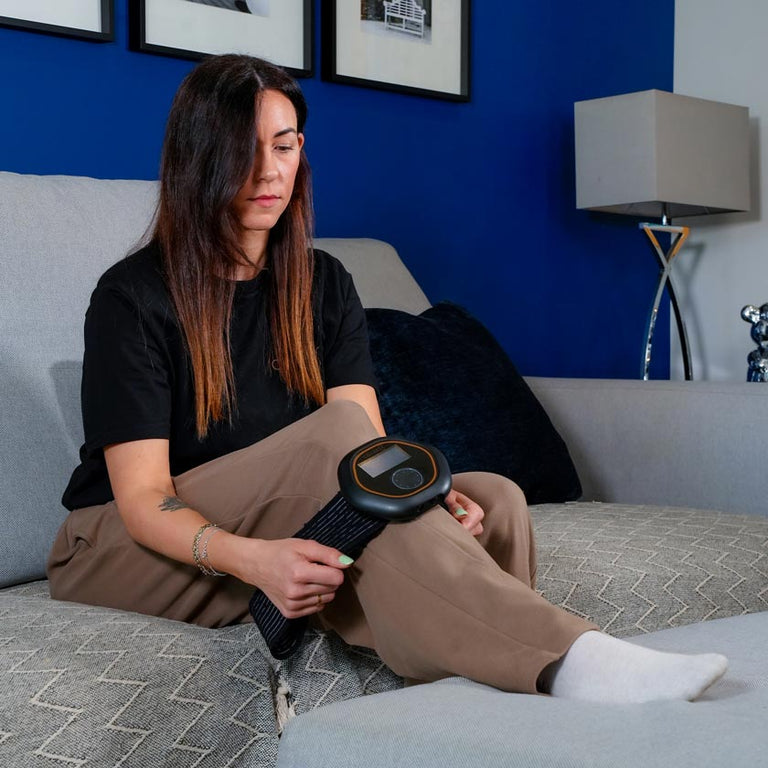 Women applying CELLER8 to leg