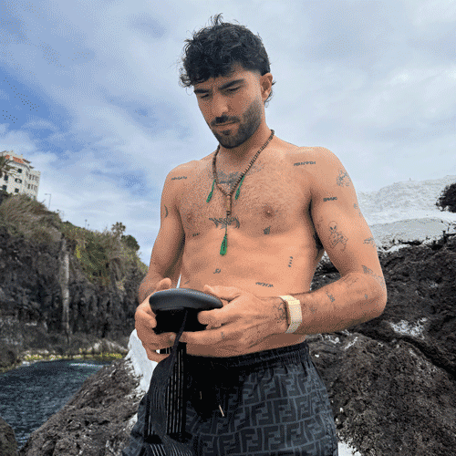 Amir Abedzadeh holding CELLER8