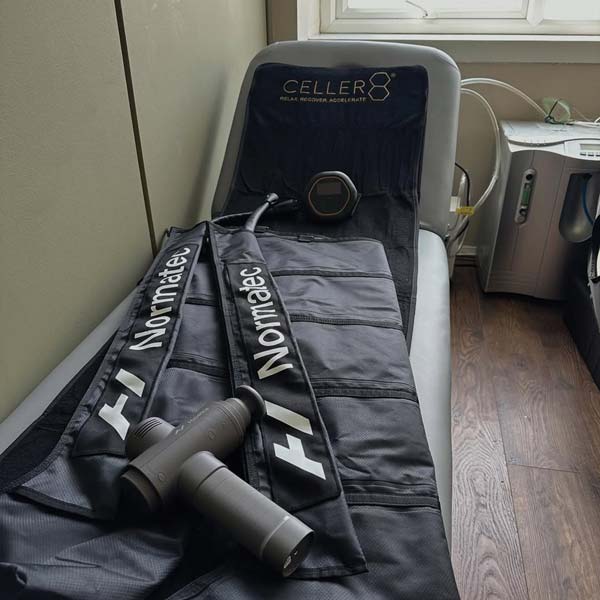 CELLER8 full body mat at Hertfordshire Hyperbaric